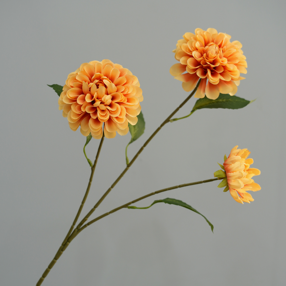 Artificial flowers with 3 heads of dark fragrance