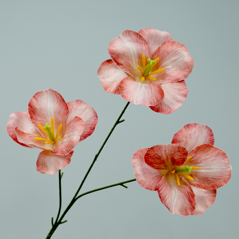 Artificial 3 tulip