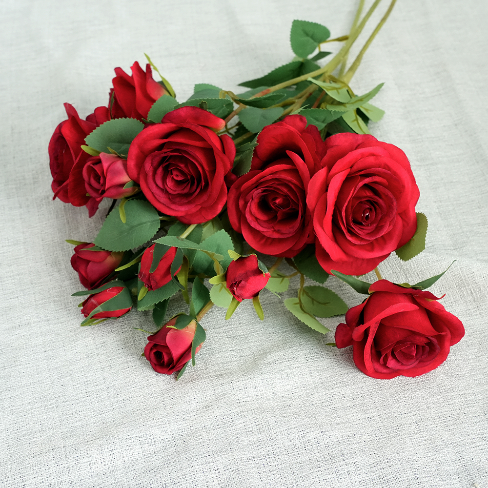 Simulated Single Rose