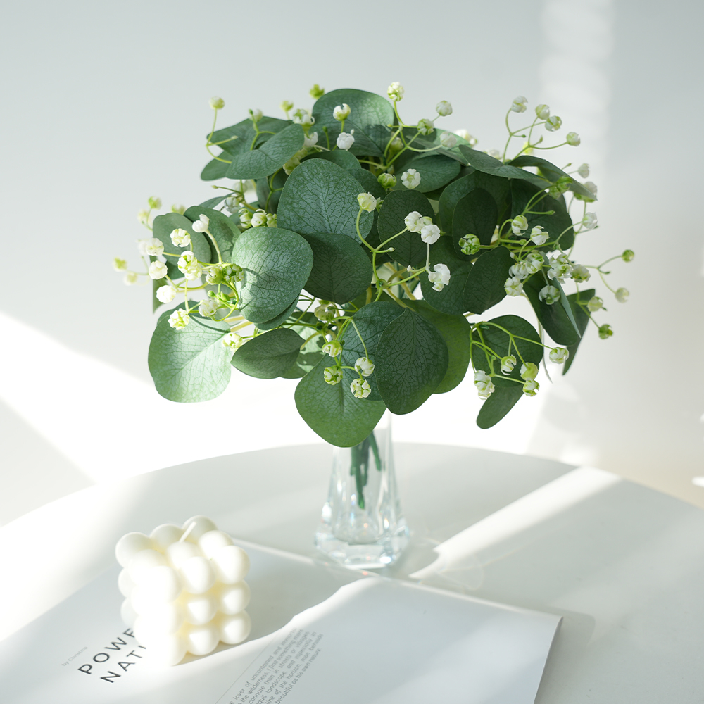 11 Artificial Eucalyptus Leaves