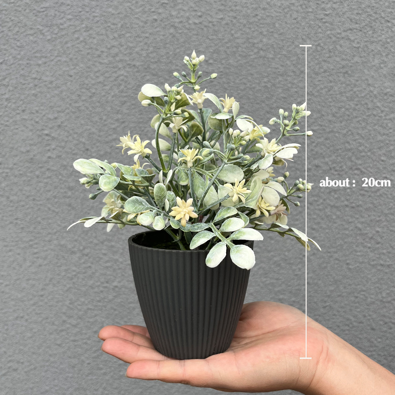 Artificial green plants