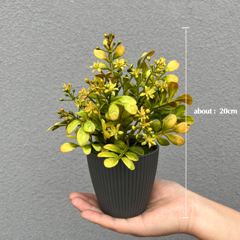 Artificial green plants