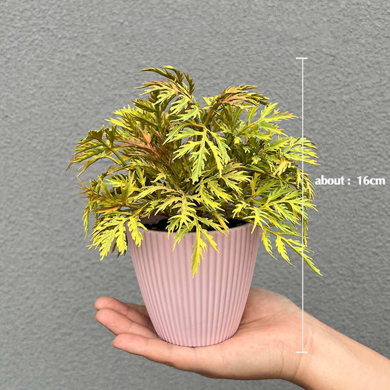 Artificial green plants