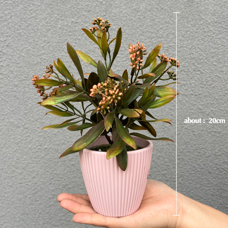 Artificial green plants