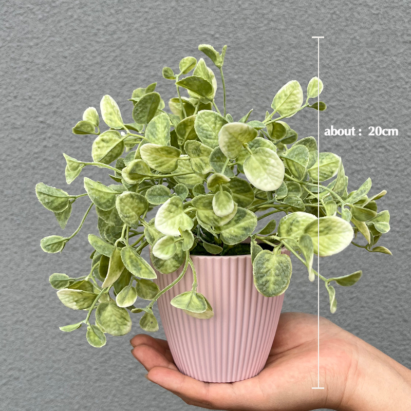 Artificial green plants