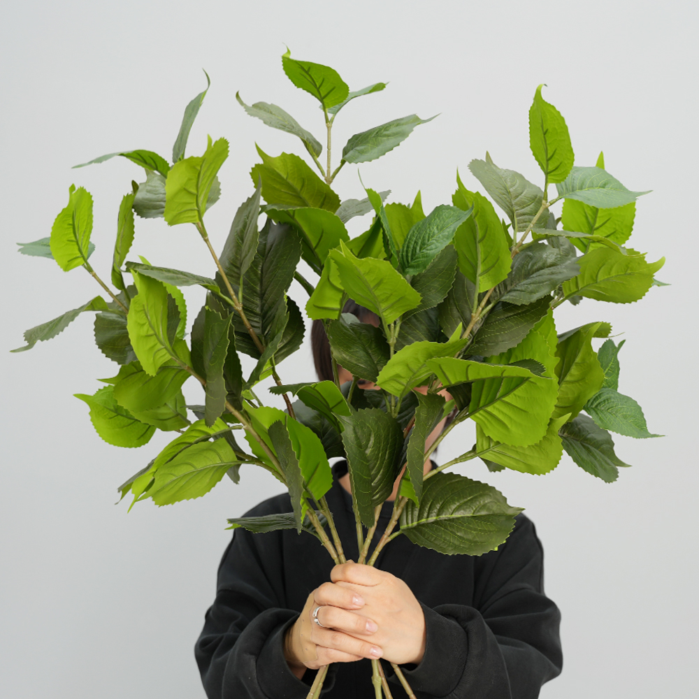 18 Artificial hydrangea leaves