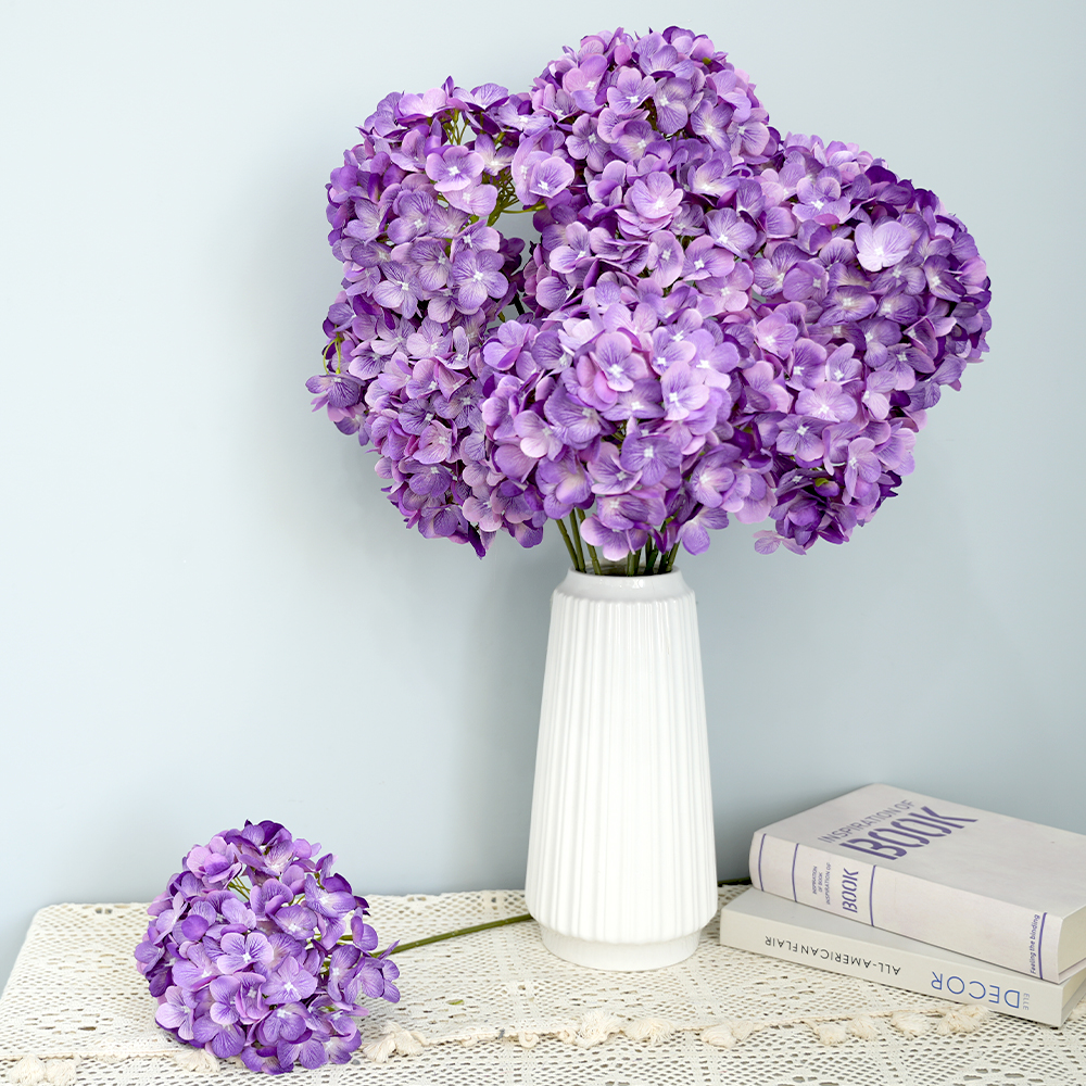 Artificial flowers hydrangea