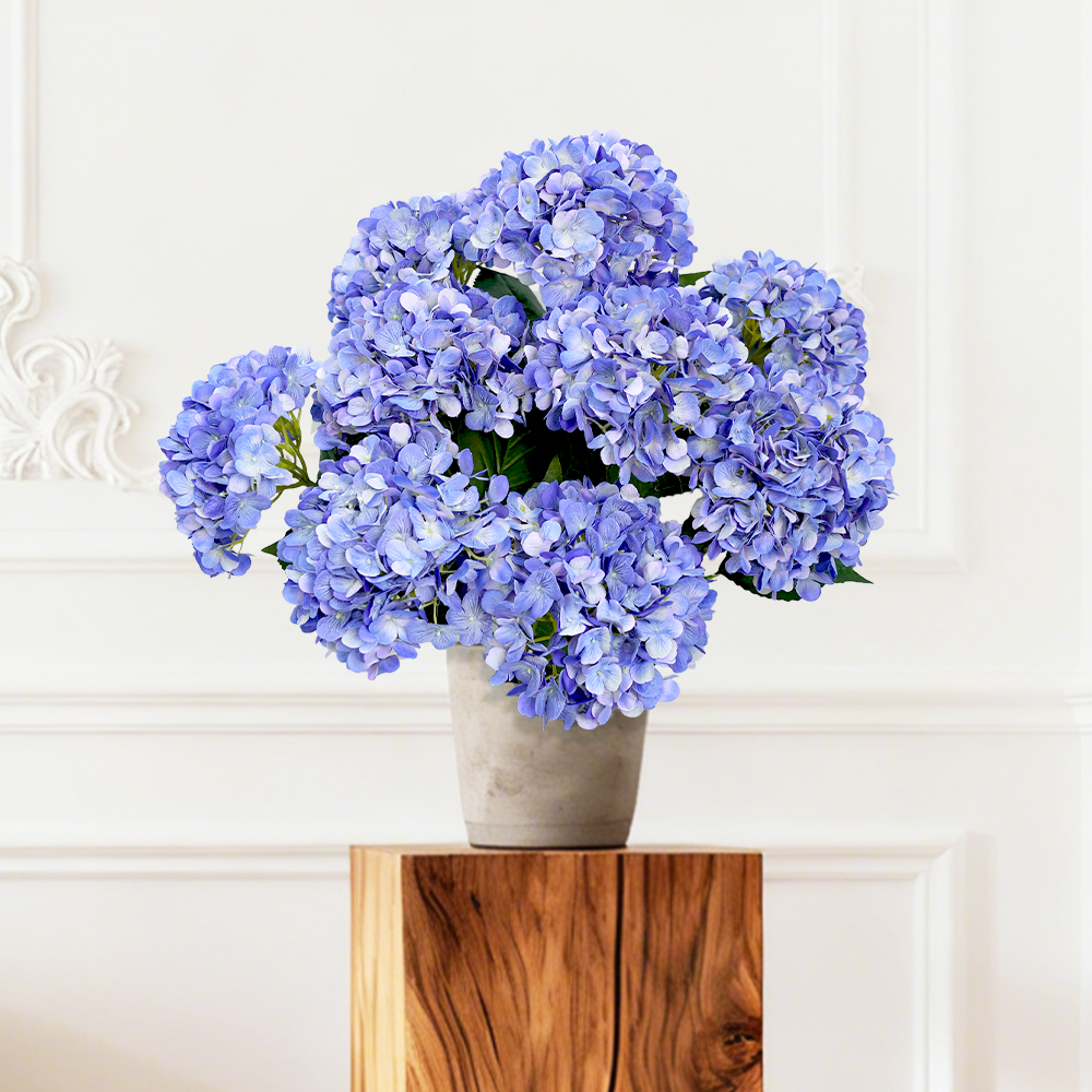 13 Artificial hydrangea flowers