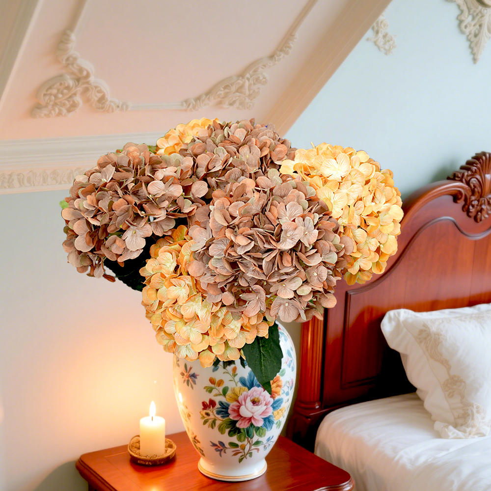 13 Artificial hydrangea flowers
