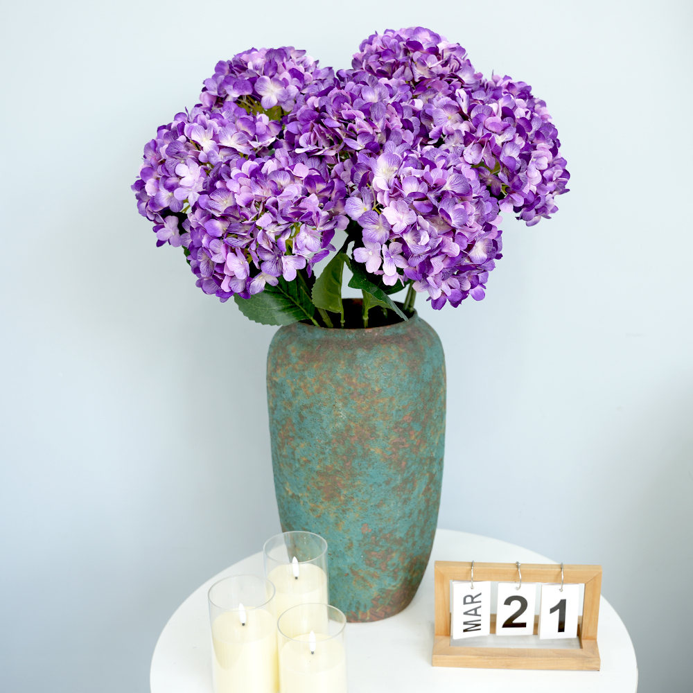 Artificial hydrangea flowers